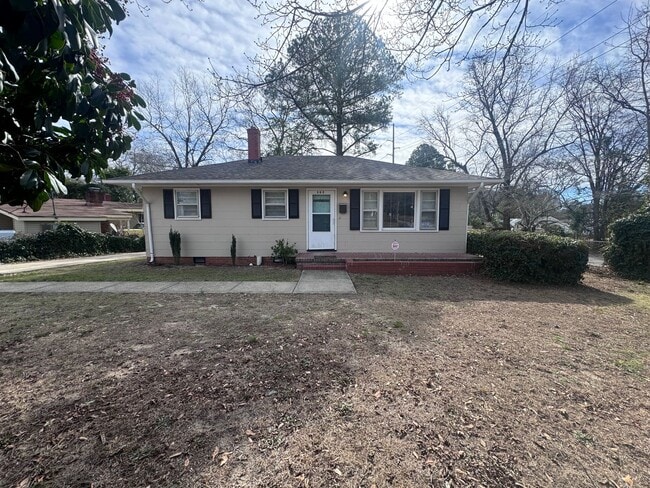 Building Photo - 302 Brookwood Ave