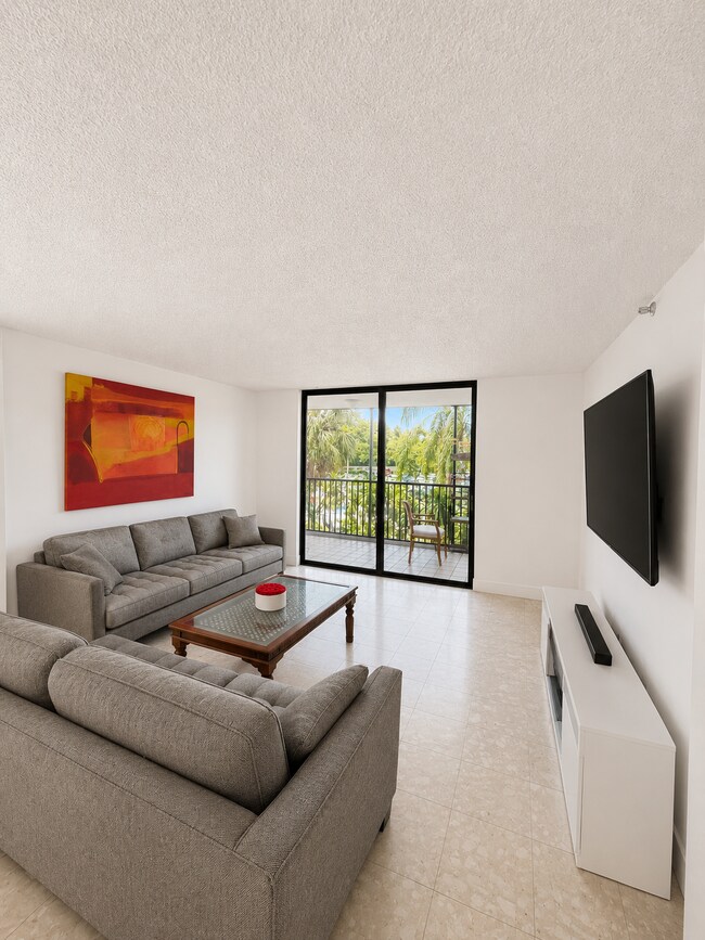 Photo - 900 NE 195th St Unit 217