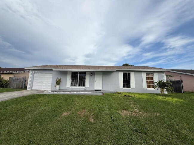 Photo - 25835 SW 123rd Ave