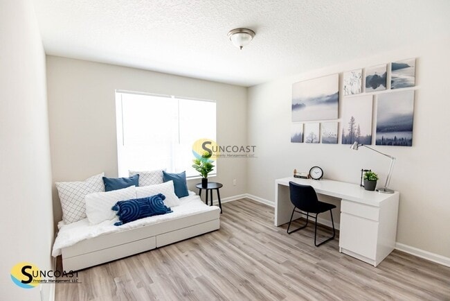 Photo - 9199 Western Way Unidad 4