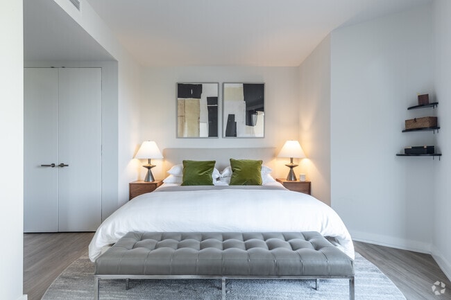 2BR, 2BA - 1,213SF