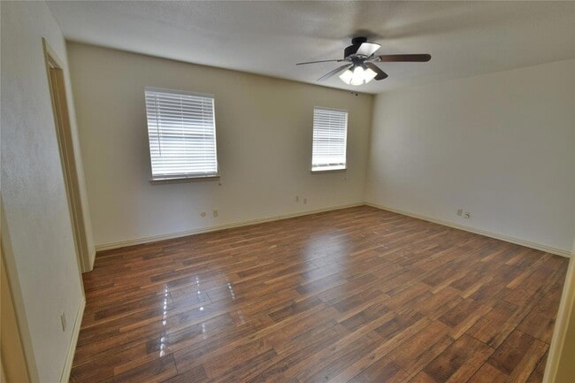 Photo - 6409 Westover Dr House