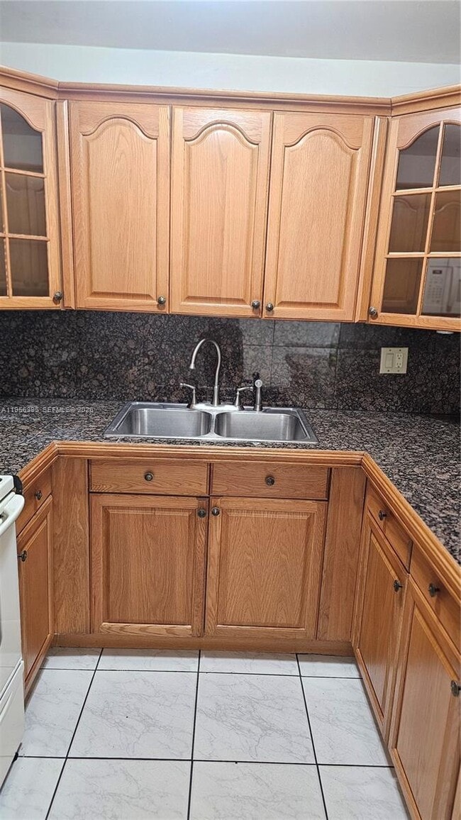 Photo - 8321 NW 7th St Unidad 1-202