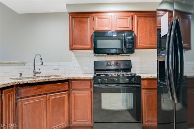 Building Photo - 10245 S Maryland Pkwy Unit 161 Rental