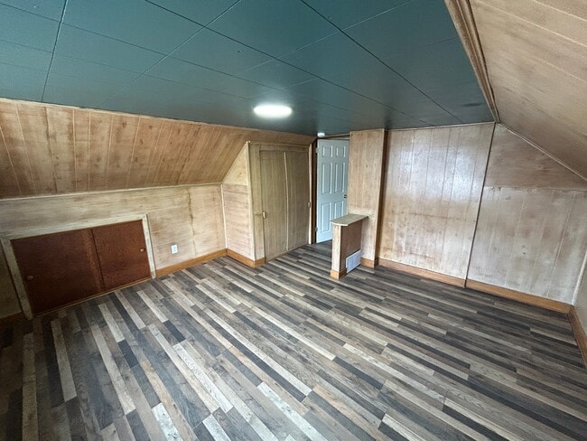 Photo - 3430 E 73rd St