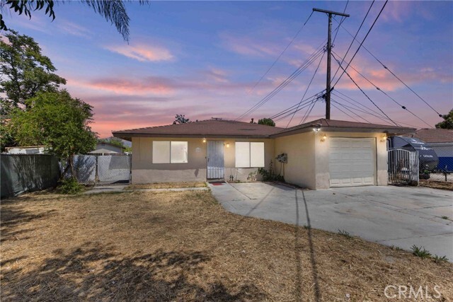 Photo - 315 S Mistletoe Ave Casa
