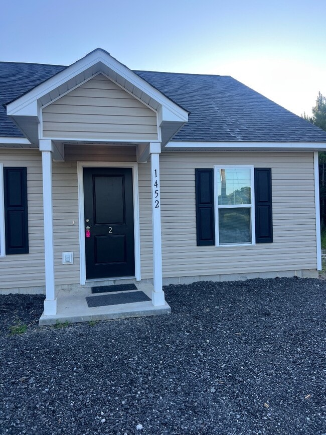 Building Photo - 1452 Murrill Hill Rd Rental