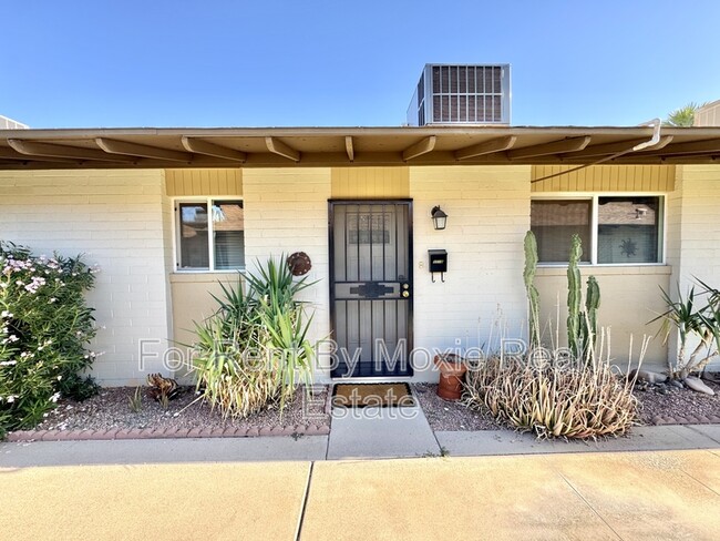 Building Photo - 6721 E McDowell Rd Rental