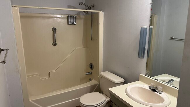 Photo - 12 Perley Rd