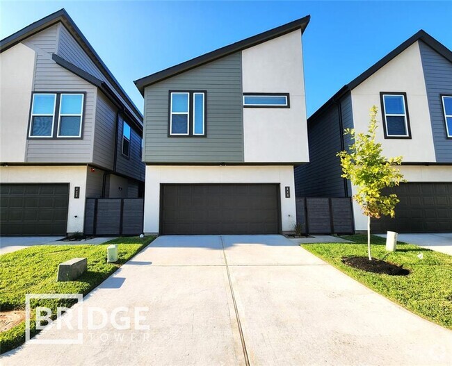 Building Photo - 418 S Centro Cir Rental