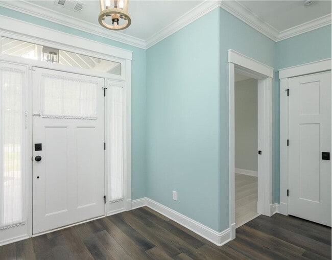 Photo - HILTON HEAD LAKES