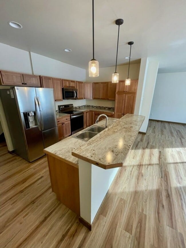 Photo - Townhouse - 3 Bedrooms 2 1/2 Bathrooms