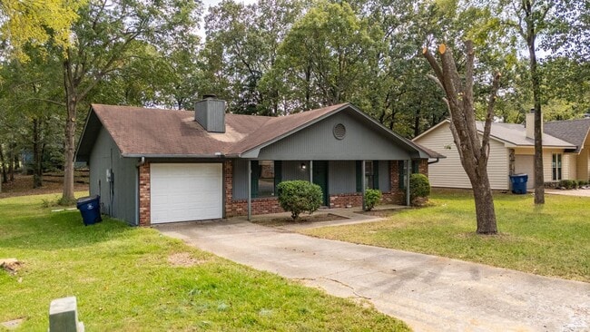 Photo - 19 Oak Forest Dr