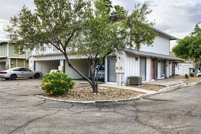 Photo - 1377 Lorilyn Ave Unidad 3