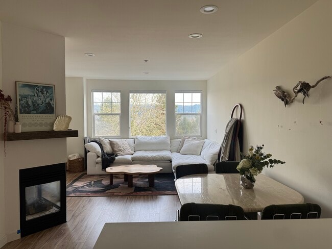 Photo - 15517 134th Pl NE