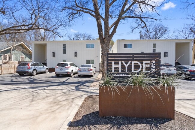 4105 Speedway, Unit 205 - 4105 Speedway, Unit 205 Unidad 1