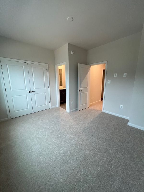 Building Photo - 6072 Beake St Rental
