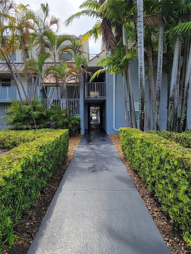 Photo - 4600 SW 67th Ave Unit 248