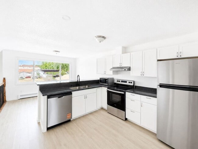 4011 E Turnagain Blvd