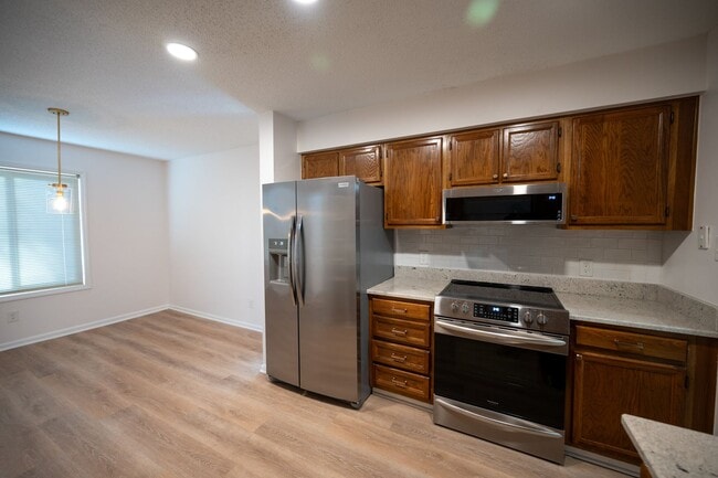 Photo - Beautifully Updated 2-Bedroom Condo in Fiv...