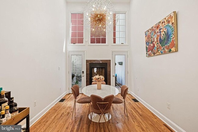 Photo - 427 S Eden St House