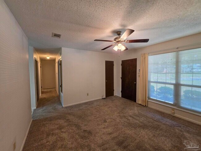 Photo - 5505 Fairview Dr