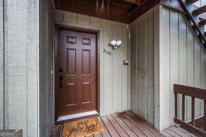 Building Photo - 2501 Fairway Oaks