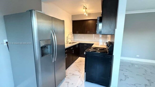 Building Photo - 346 86th St Unit 2