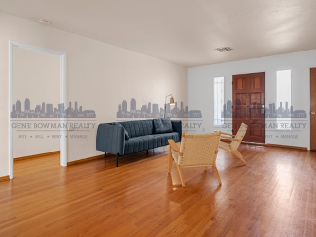 Photo - 6129 Pembroke Dr