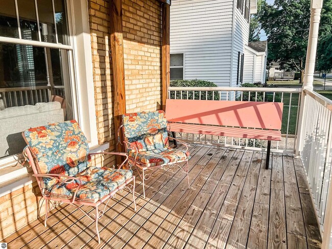 Photo - 617 S Main St