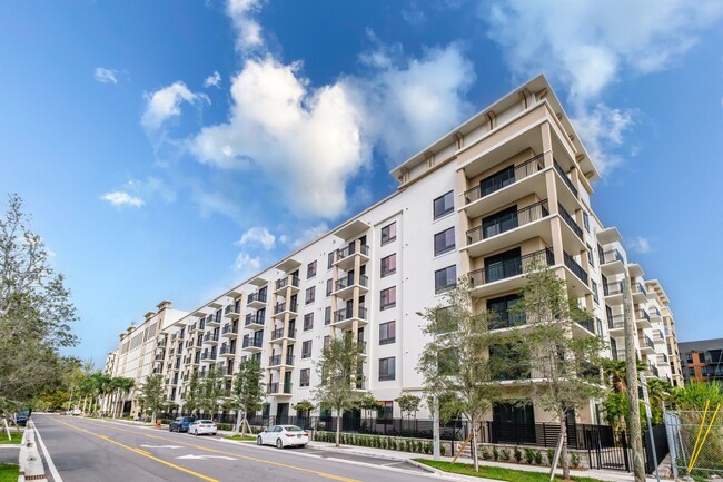 Building Photo - Windsor Ludlam Trail Rental