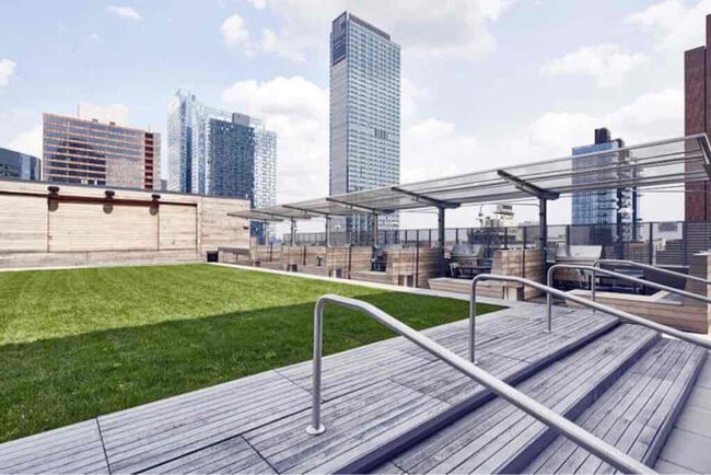 Photo - 4325 Hunter St