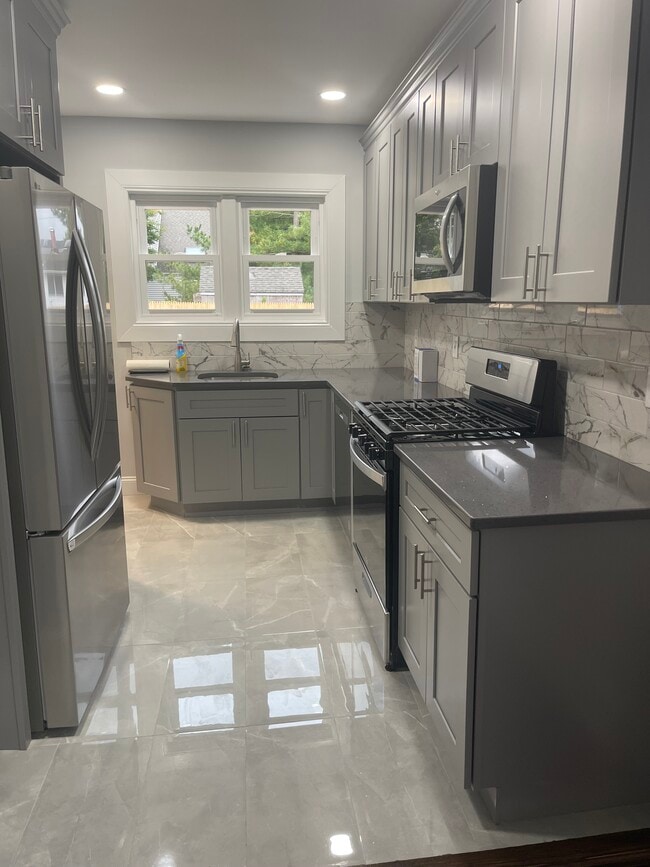 Photo - 37 Orchard St