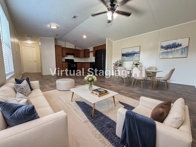 Building Photo - 709 N Collins Fwy
