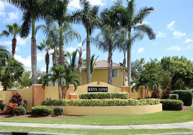 Photo - 2468 SE 15th Pl Townhome