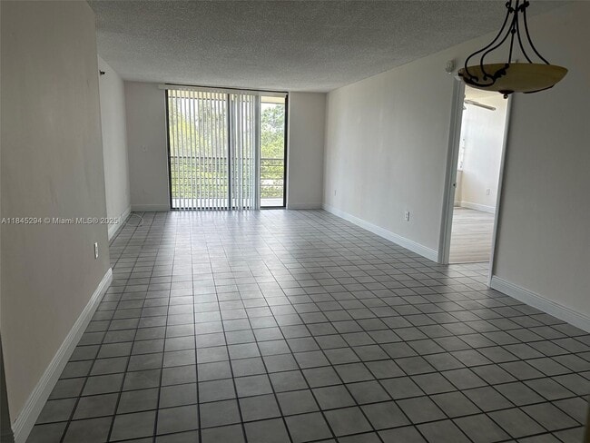 Photo - 1100 St Charles Pl Unit 503