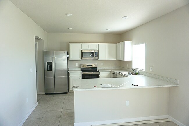 Photo - 606 Lychee Ln