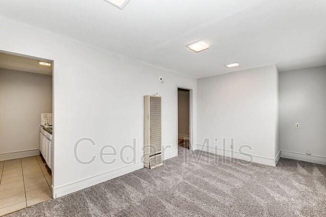 Building Photo - 1731 N Holyoke St Rental