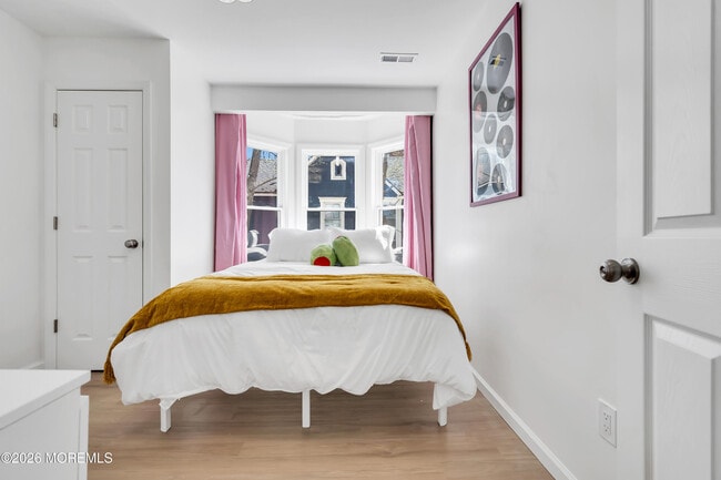 611 3rd Ave Unit 2