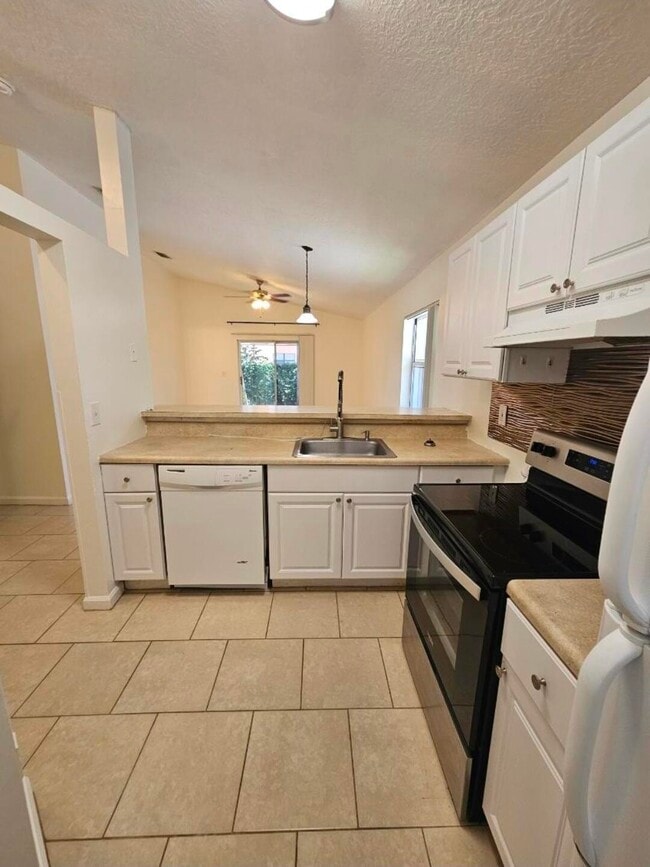 Photo - 3620 NW 91st Ave Unidad 1-4