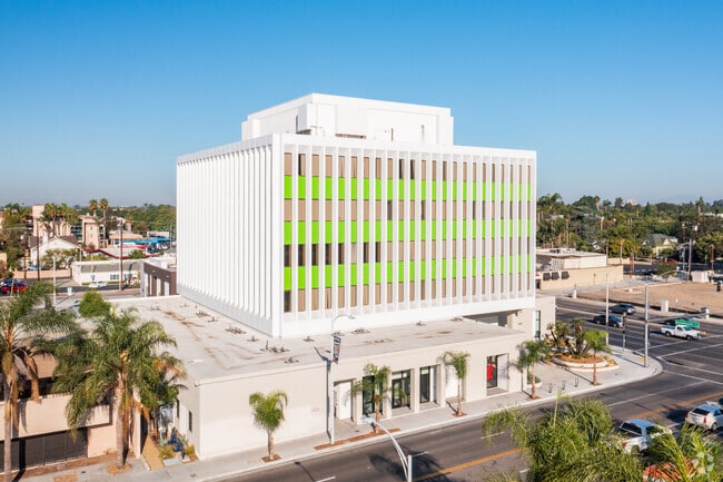 Santa Ana Arts Collective - Santa Ana Arts Collective