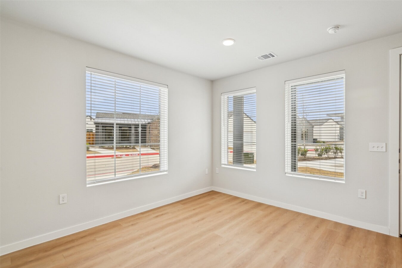 Photo - 3651 S Custer Rd