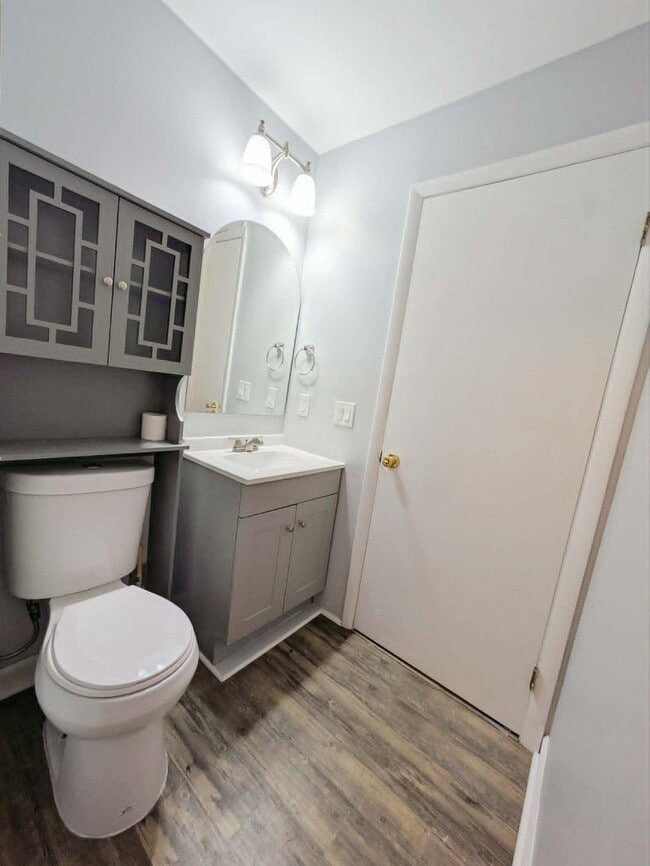 Photo - 229 E Green Valley Cir