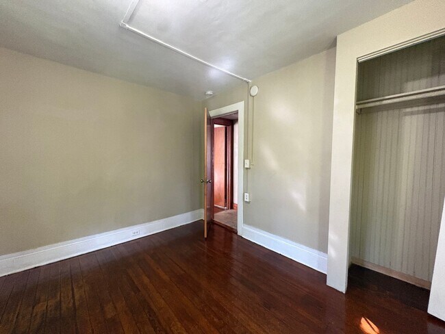 51 Grove St Unit A