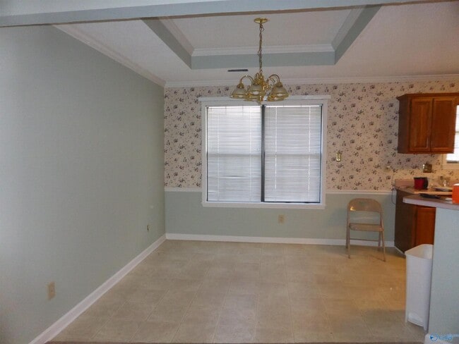 Photo - 2503 Jarvis St SW