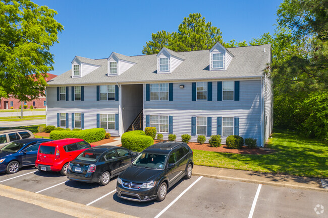 Building Photo - Biltmore Commons Apartments