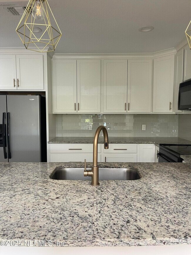 141 Abaco Way