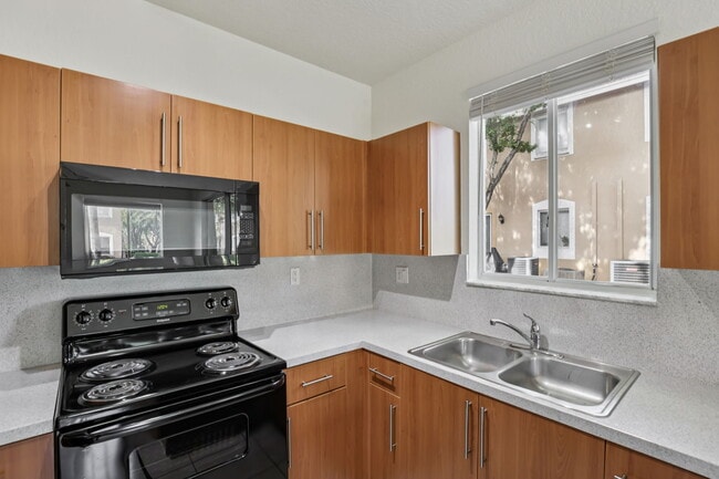 Seascape Pointe Townhomes
