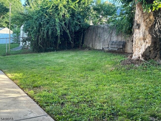 Building Photo - 159 S Fulton St