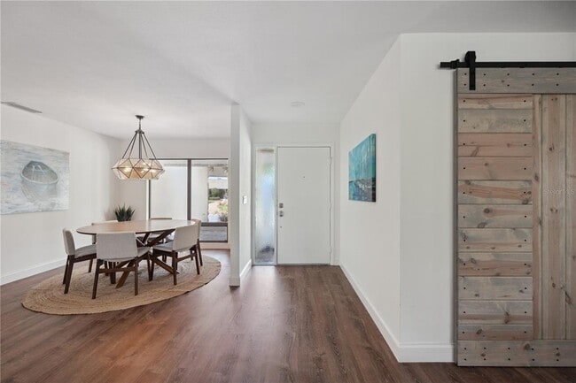 Photo - 456 Yacht Harbor Dr